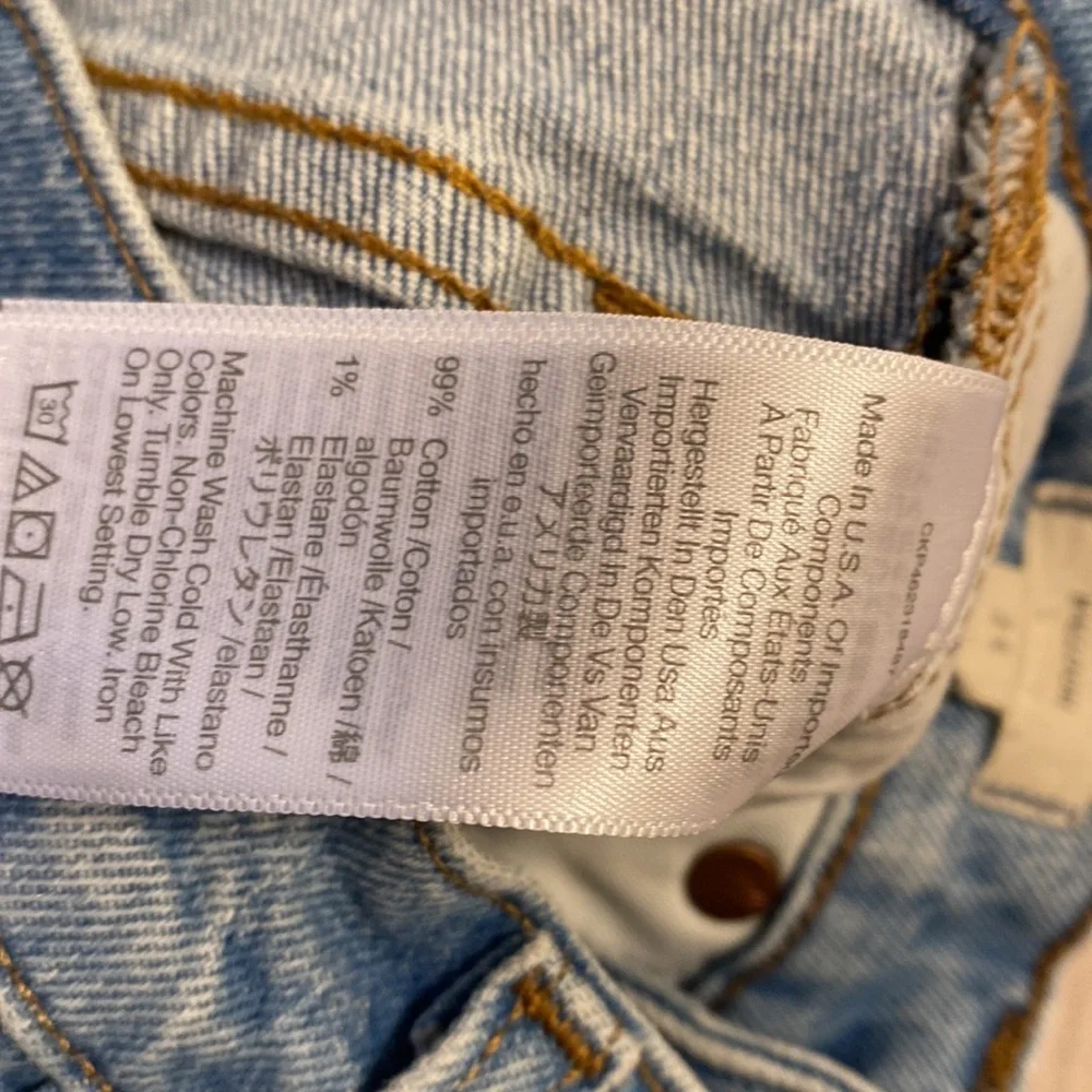 Madewell Balloon Classic Light Blue Women's Jeans. Size 24. Style DM5579